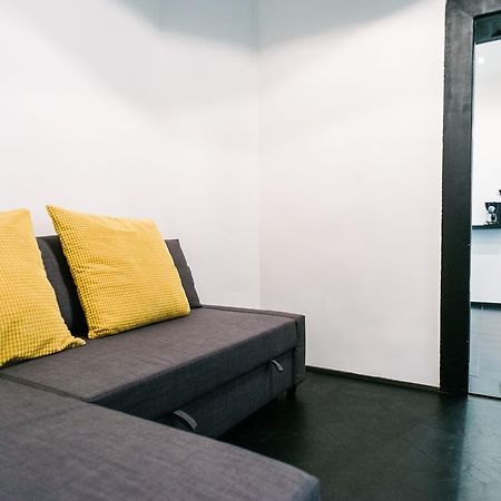 D.Five Stylish Apartment On Vaci Street بودابست المظهر الخارجي الصورة