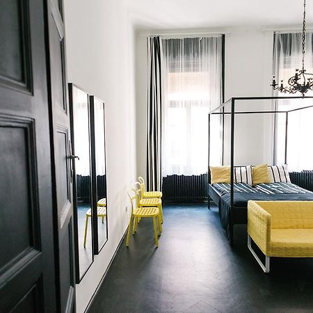 D.Five Stylish Apartment On Vaci Street بودابست المظهر الخارجي الصورة